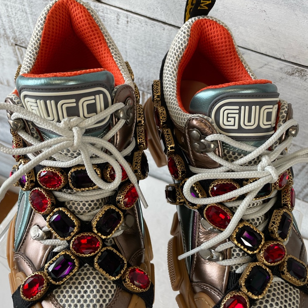 Gucci Flashtrek Gold Sega size 38.5 sneaker with removable crystal straps